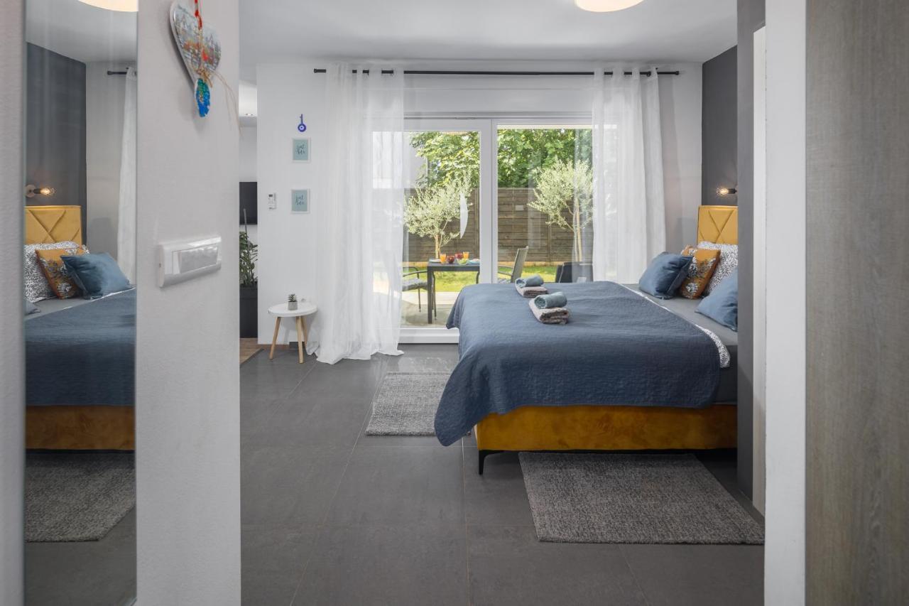 Studio Apartments Villa Valla - Free Bikes Fazana Ngoại thất bức ảnh