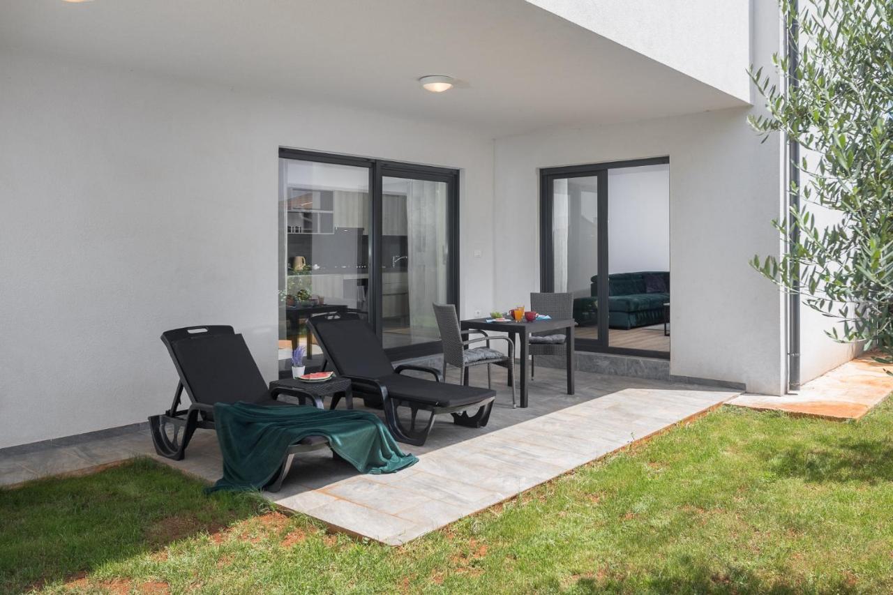 Studio Apartments Villa Valla - Free Bikes Fazana Ngoại thất bức ảnh