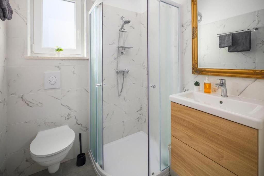 Studio Apartments Villa Valla - Free Bikes Fazana Ngoại thất bức ảnh