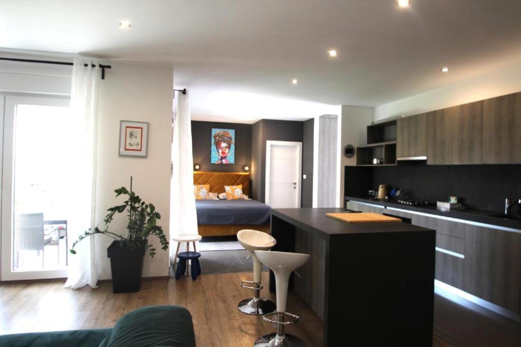 Studio Apartments Villa Valla - Free Bikes Fazana Ngoại thất bức ảnh