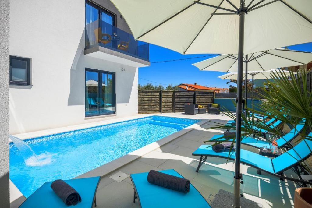 Studio Apartments Villa Valla - Free Bikes Fazana Ngoại thất bức ảnh